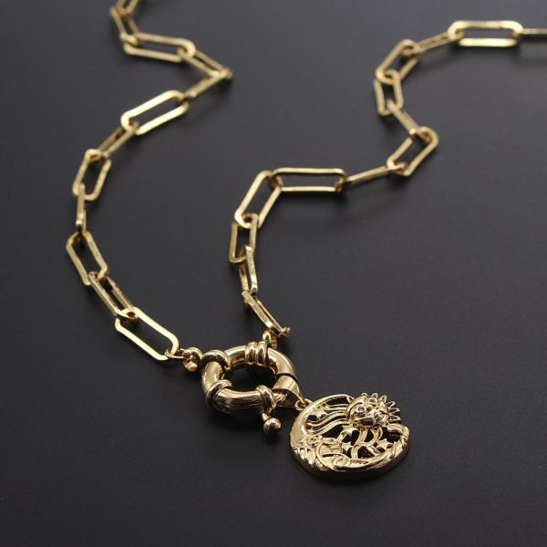 Zircon Moon Pendant Necklace Unique Design Chunky Chain Necklace For Cheap - Image 2